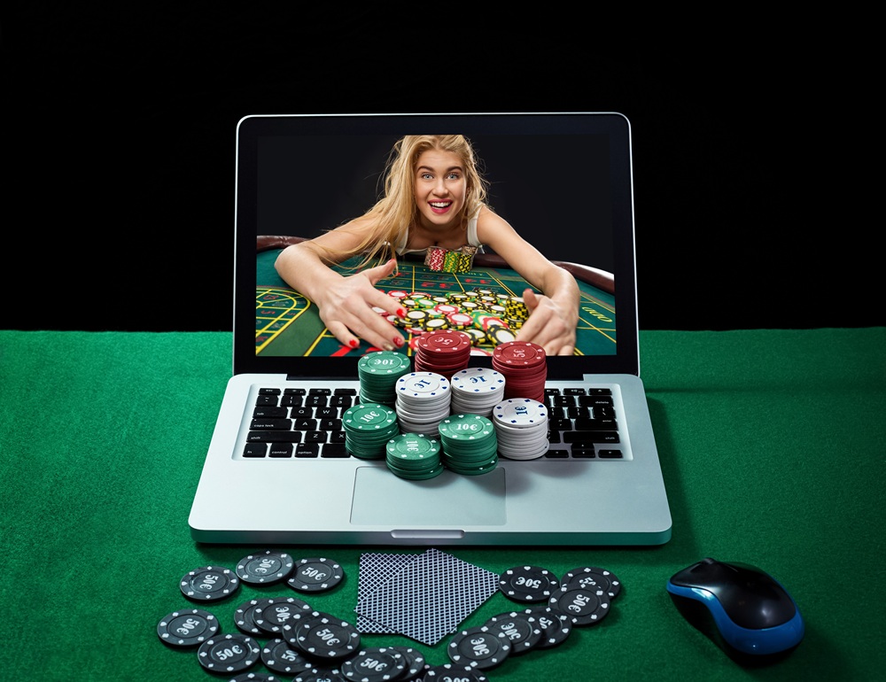 Three Distinct Voices in Gambling Reviews